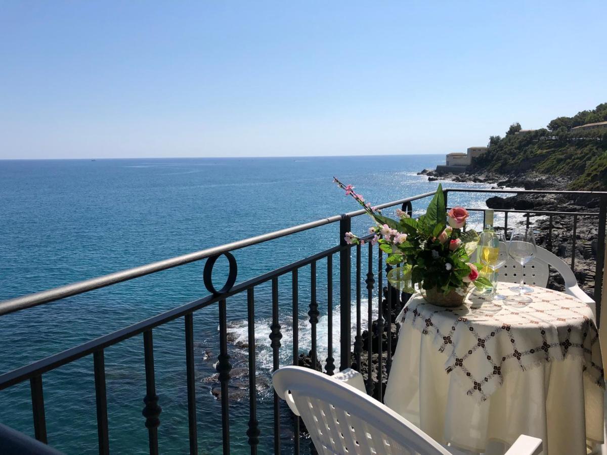 Appartamento La Casa Sulla Scogliera Cefalù Esterno foto