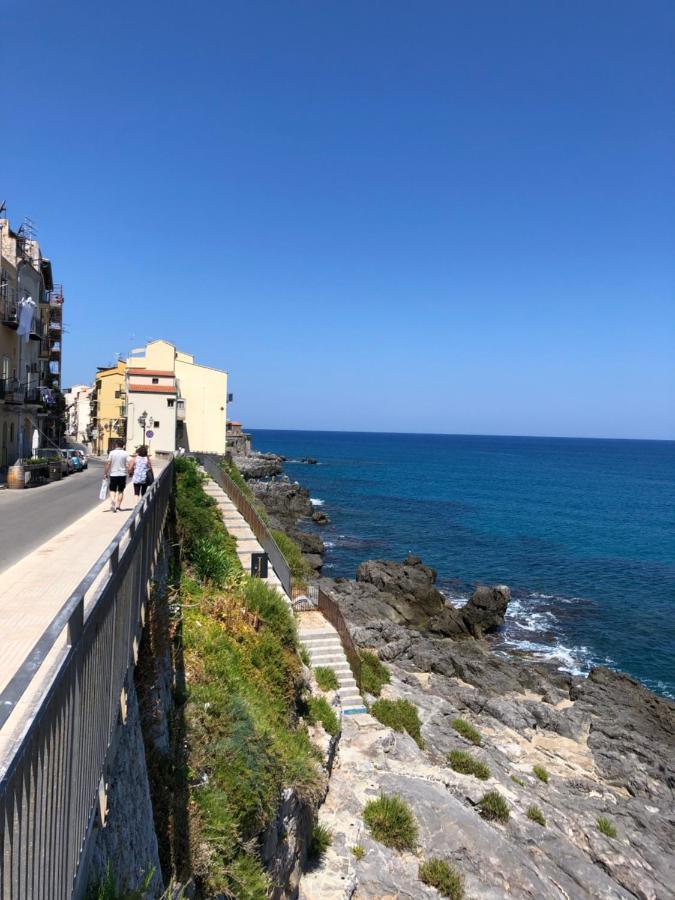 Appartamento La Casa Sulla Scogliera Cefalù Esterno foto