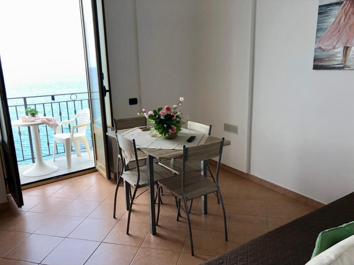 Appartamento La Casa Sulla Scogliera Cefalù Esterno foto