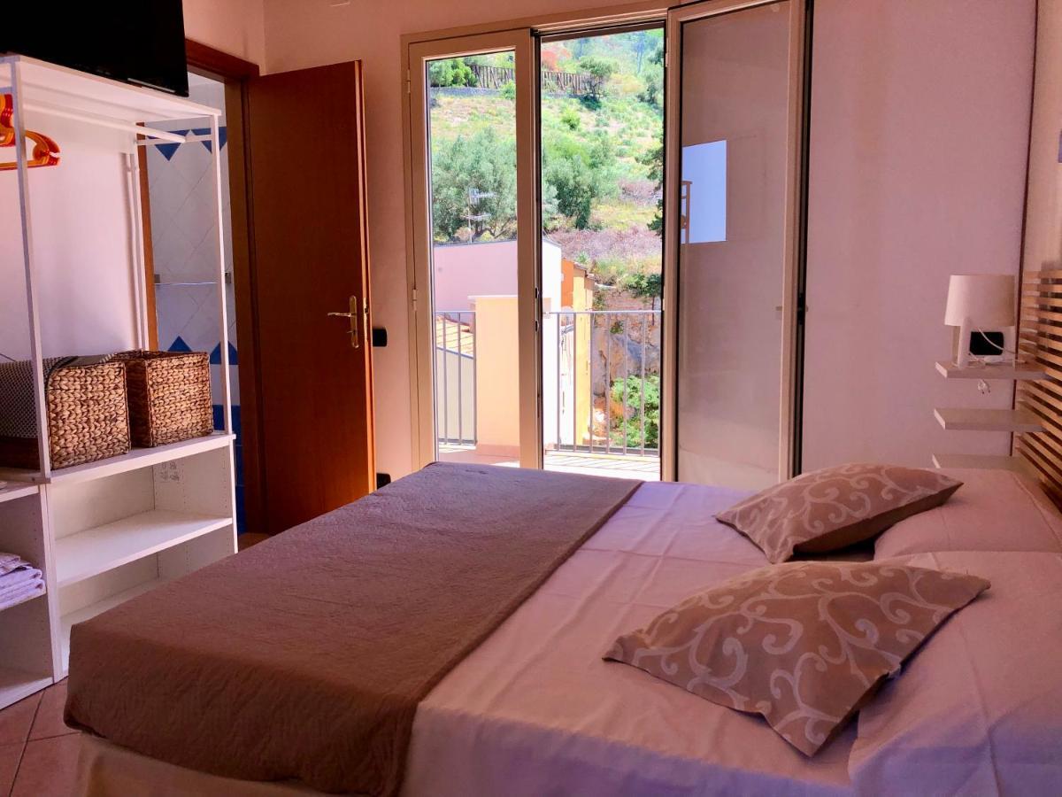 Appartamento La Casa Sulla Scogliera Cefalù Esterno foto